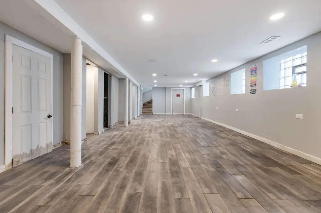 7759 South Wabash Avenue Chicago IL 60619