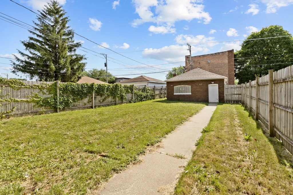 7759 South Wabash Avenue Chicago IL 60619
