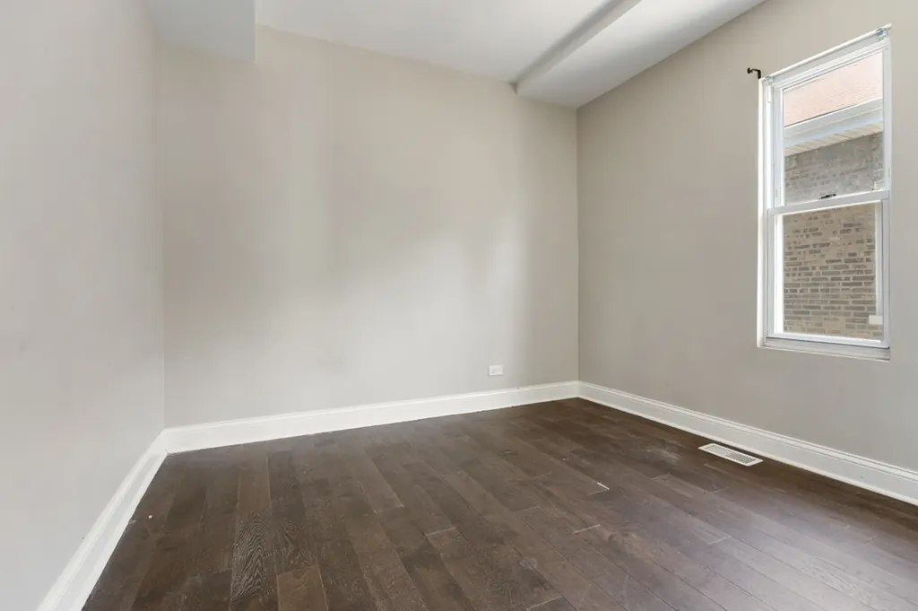 7759 South Wabash Avenue Chicago IL 60619