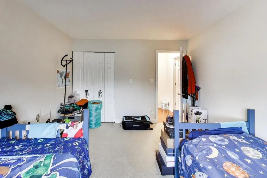 6400 North Ridge Boulevard Chicago IL 60626