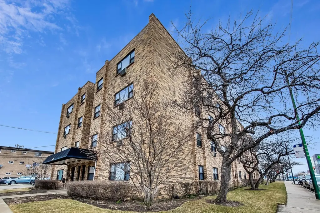 6400 North Ridge Boulevard Chicago IL 60626