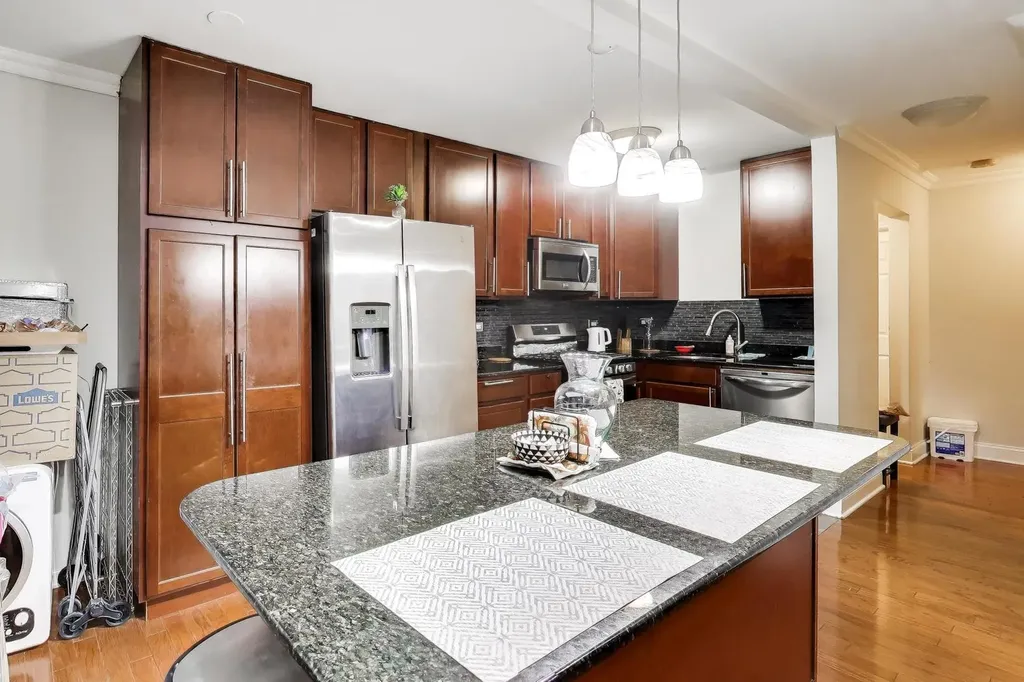 6400 North Ridge Boulevard Chicago IL 60626