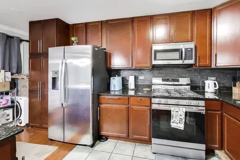 6400 North Ridge Boulevard Chicago IL 60626