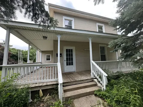 254 South Locust Street Arcola IL 61910