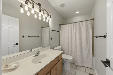 231 North West Street Wheaton IL 60187