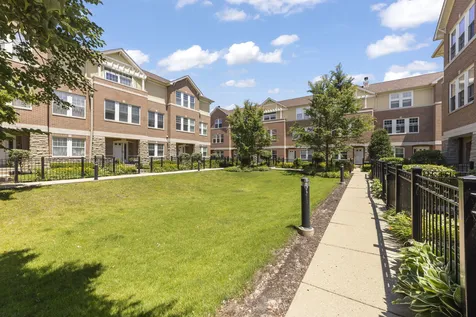 231 North West Street Wheaton IL 60187