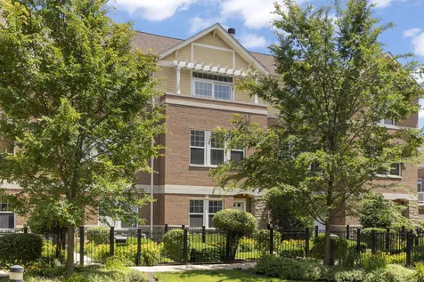 231 North West Street Wheaton IL 60187
