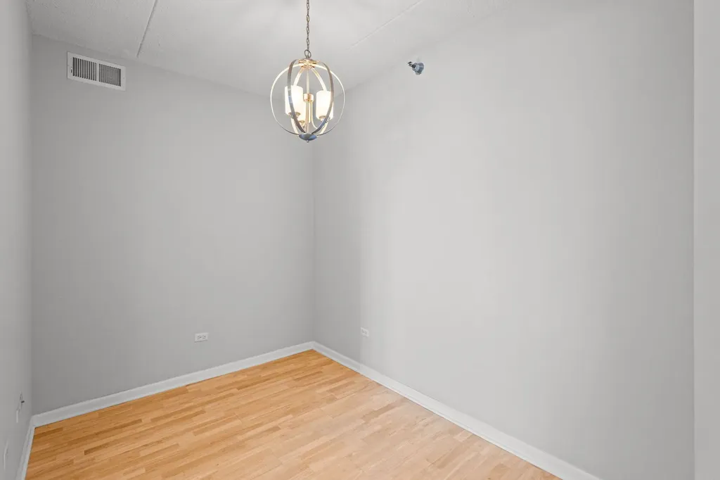 1250 South Indiana Avenue Chicago IL 60605