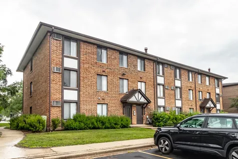 1004 Centurion Lane Vernon Hills IL 60061
