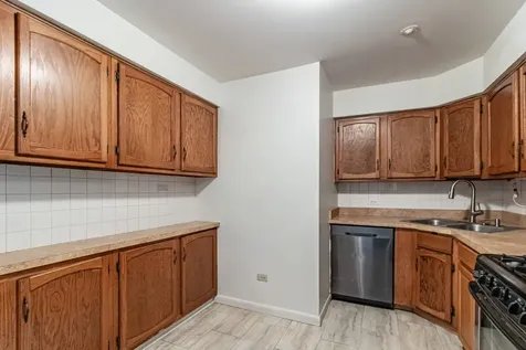 1004 Centurion Lane Vernon Hills IL 60061