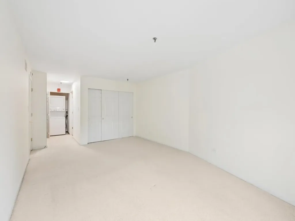 3265 Kirchoff Road Rolling Meadows IL 60008