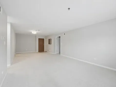 3265 Kirchoff Road Rolling Meadows IL 60008