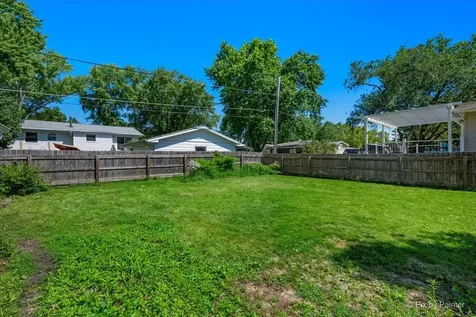 1820 Forrest Boulevard St. Charles IL 60174
