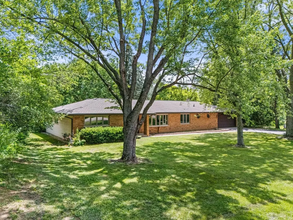 36W186 River Grange Road St. Charles IL 60175