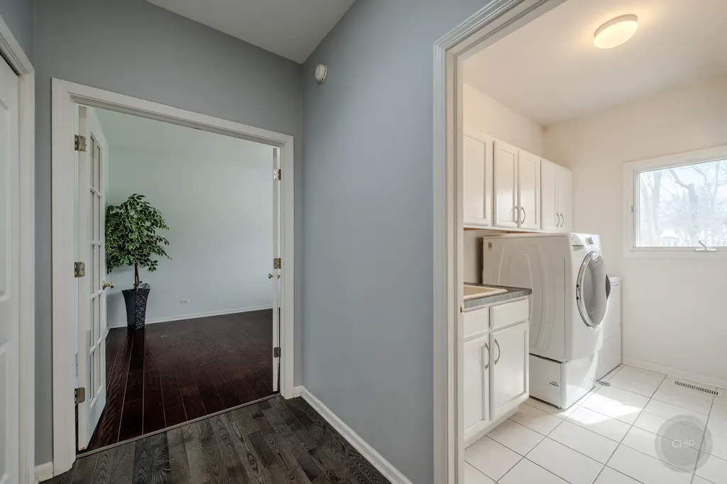 2805 Clara Avenue Aurora IL 60502