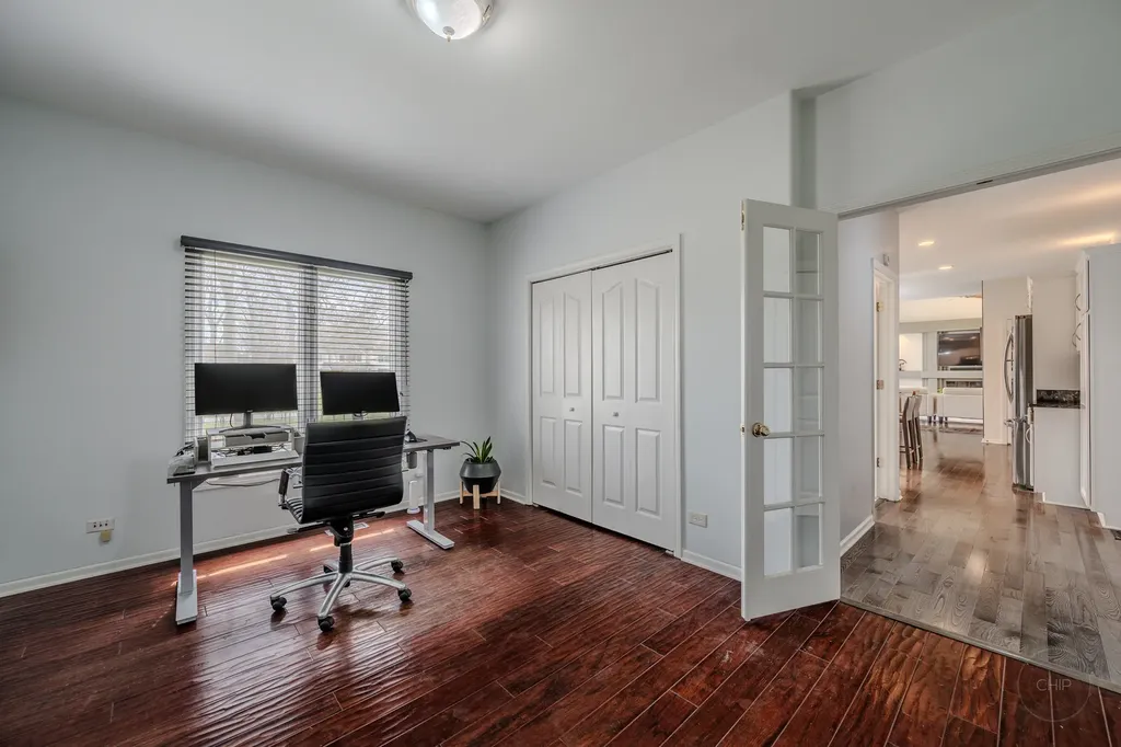 2805 Clara Avenue Aurora IL 60502