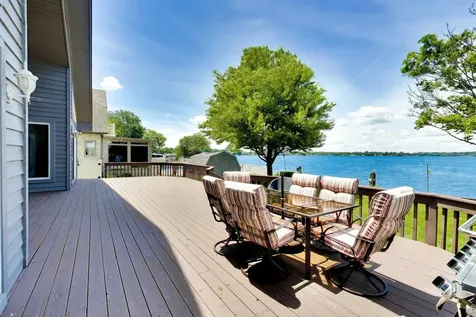 37292 North Stanton Point Road Ingleside IL 60041