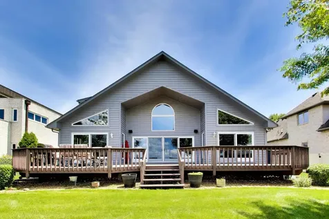 37292 North Stanton Point Road Ingleside IL 60041