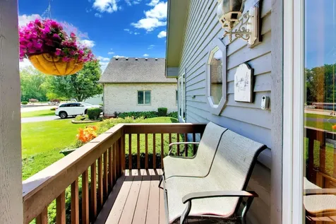 37292 North Stanton Point Road Ingleside IL 60041
