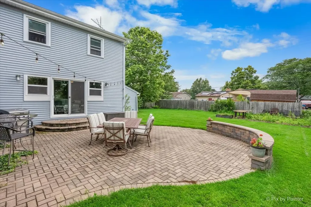 157 South Rosedale Avenue Aurora IL 60506