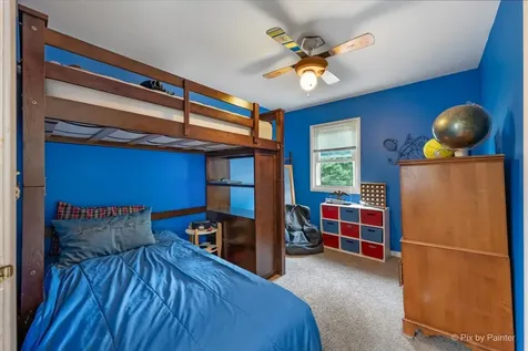 157 South Rosedale Avenue Aurora IL 60506
