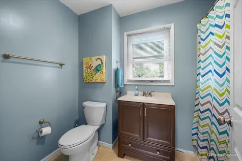 157 South Rosedale Avenue Aurora IL 60506