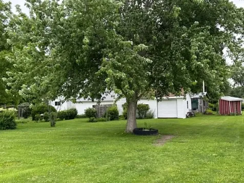 704 West Green Street Newman IL 61942