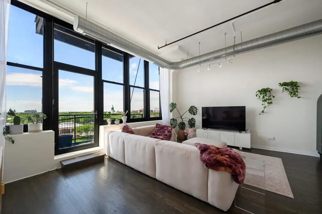 1224 West Van Buren Street Chicago IL 60607