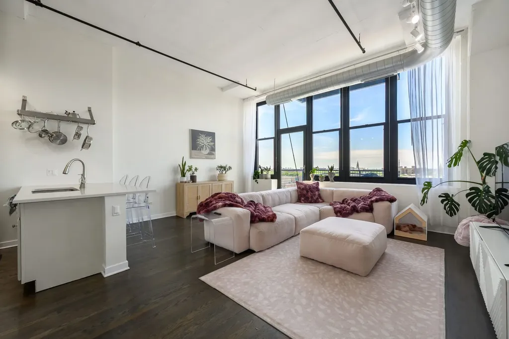 1224 West Van Buren Street Chicago IL 60607
