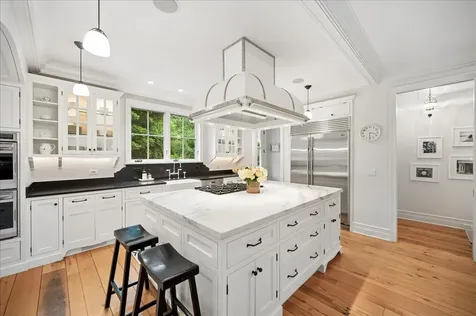 785 Mount Pleasant Street Winnetka IL 60093