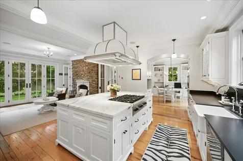 785 Mount Pleasant Street Winnetka IL 60093