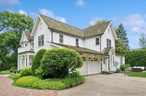 785 Mount Pleasant Street Winnetka IL 60093