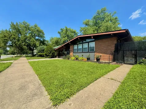 15307 Hastings Drive Dolton IL 60419