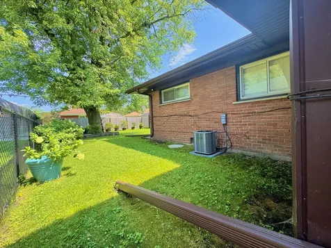 15307 Hastings Drive Dolton IL 60419