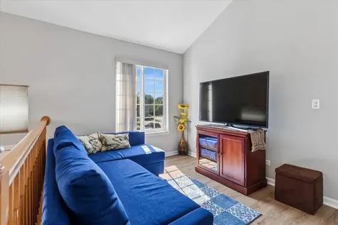 1720 Sienna Court Wheeling IL 60090