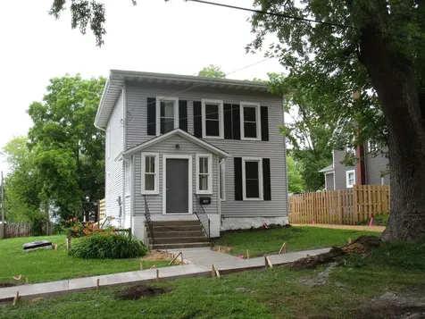 104 Grant Street Harvard IL 60033