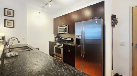 125 South Green Street Chicago IL 60607