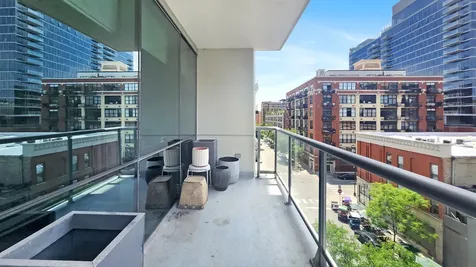 125 South Green Street Chicago IL 60607