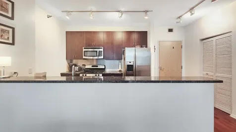 125 South Green Street Chicago IL 60607