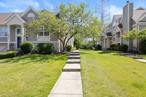 2625 Woodmere Drive Darien IL 60561