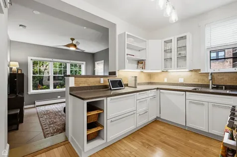 616 Hinman Avenue Evanston IL 60202