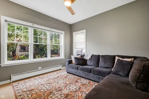 616 Hinman Avenue Evanston IL 60202