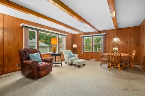 528 Ames Street Libertyville IL 60048