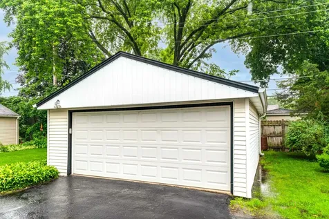528 Ames Street Libertyville IL 60048