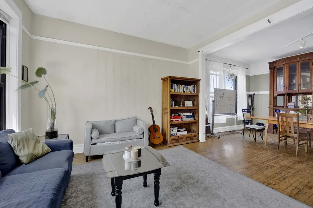 1406 West Flournoy Street Chicago IL 60607