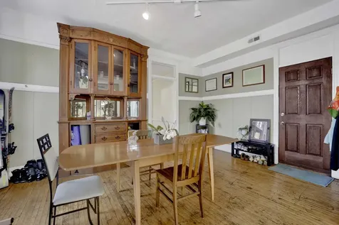 1406 West Flournoy Street Chicago IL 60607