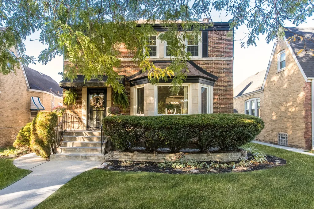 3312 North New England Avenue Chicago IL 60634