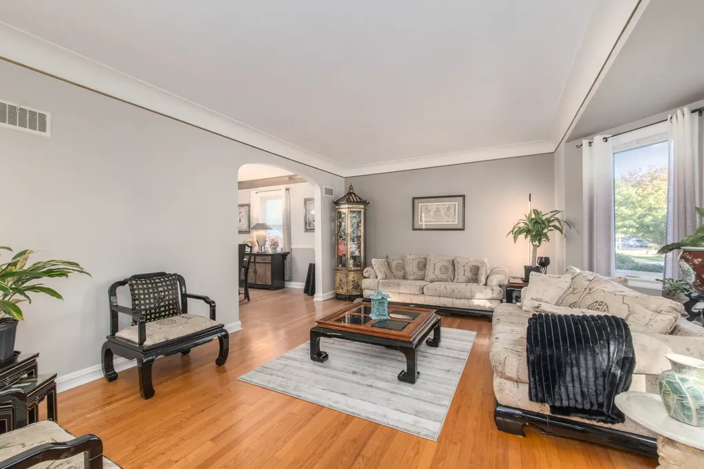 3312 North New England Avenue Chicago IL 60634