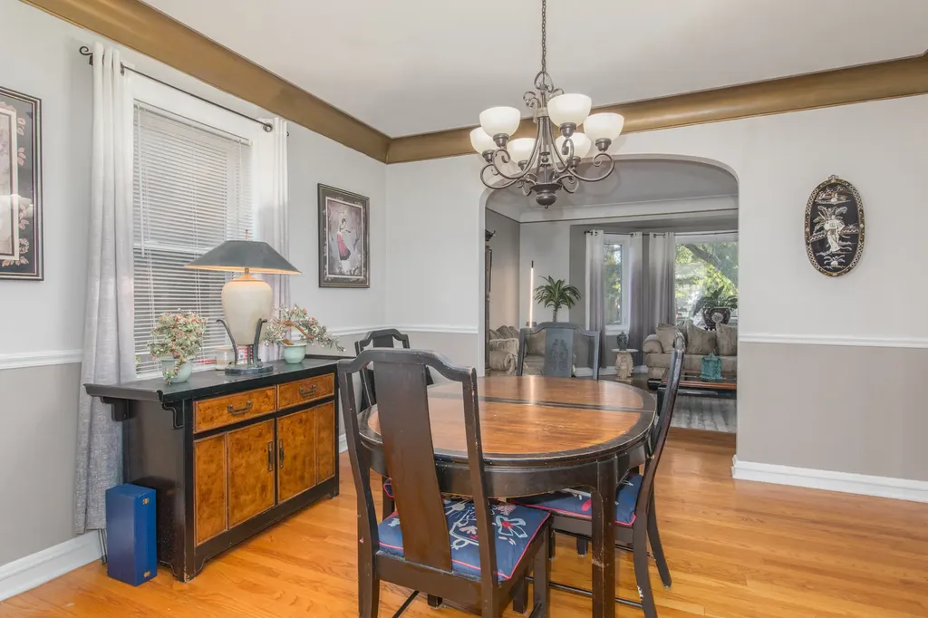 3312 North New England Avenue Chicago IL 60634