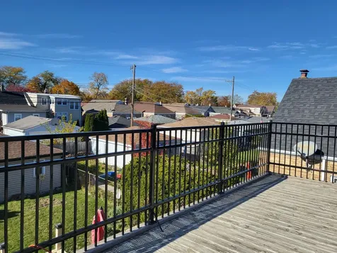 3312 North New England Avenue Chicago IL 60634